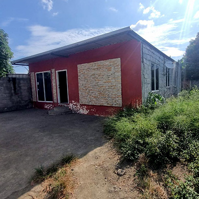 Sitio las piedras 312m2 Baja calidad